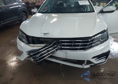 2017 Volkswagen Passat 1.8T R-Line from USA, damaged, VIN 1VWDT7A34HC050403
